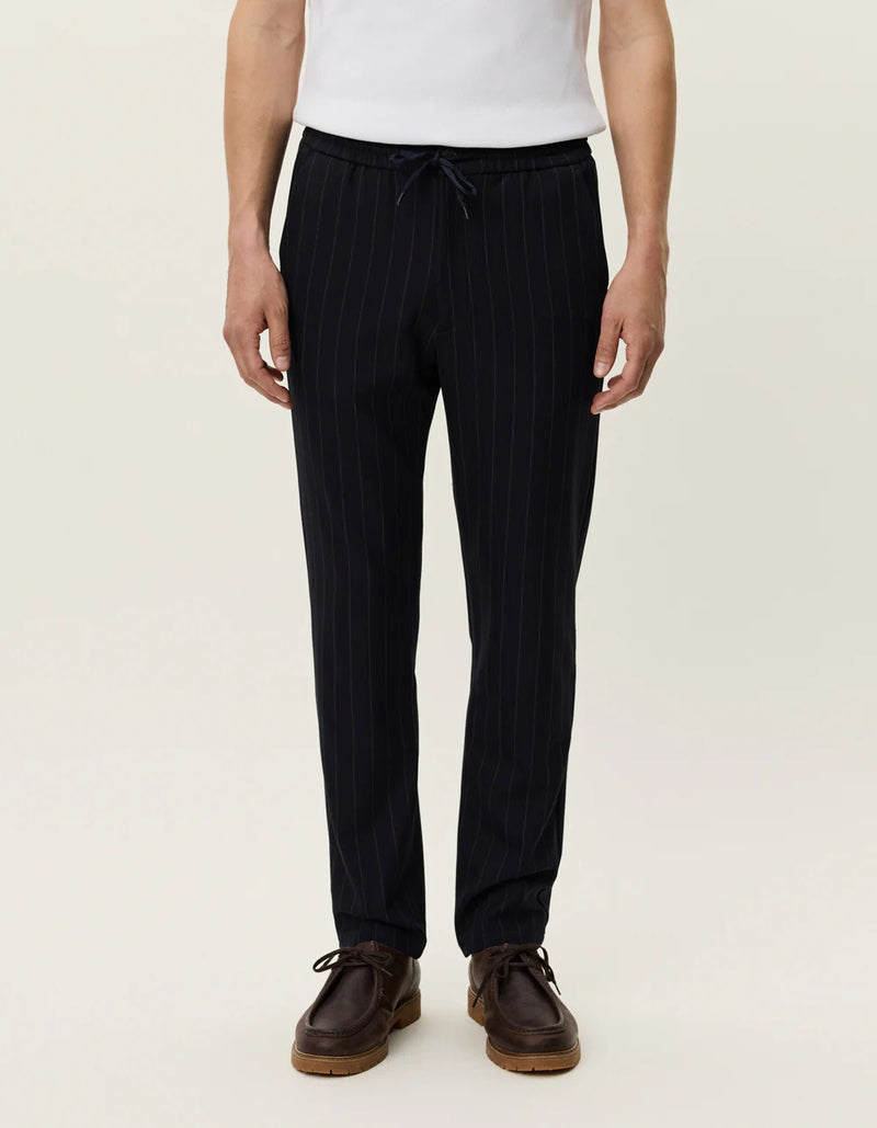 Les Deux Como Tapered Pinstripe Pants - Supermen.dk