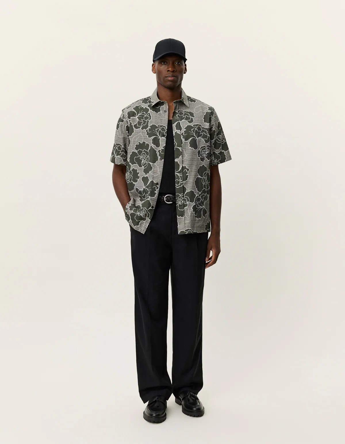 Les Deux Charlie Poppy AOP SS Shirt - Olive Night