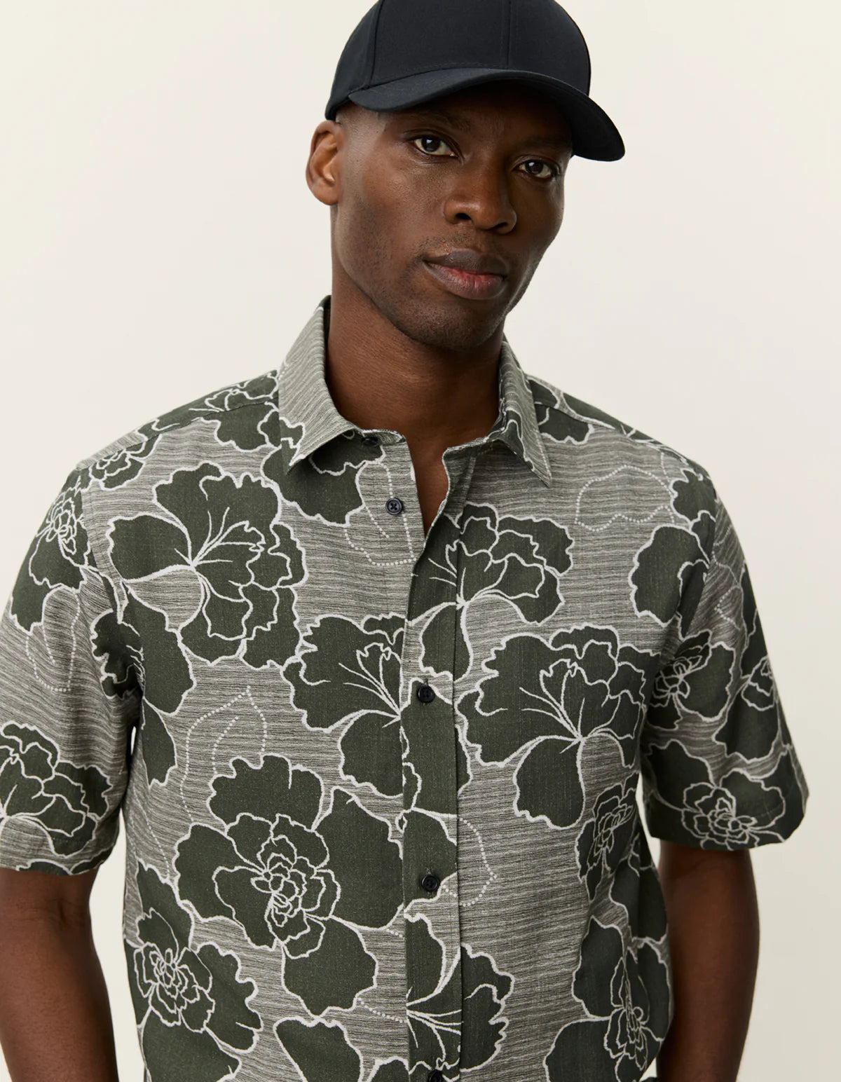 Les Deux Charlie Poppy AOP SS Shirt - Olive Night