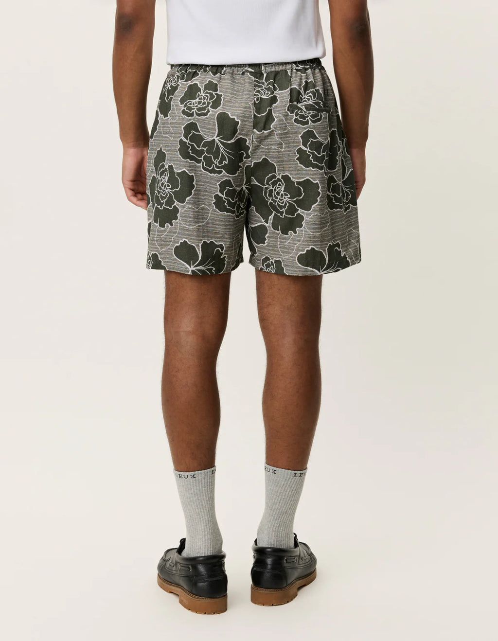Les Deux Charlie Poppy AOP Shorts - Olive Night