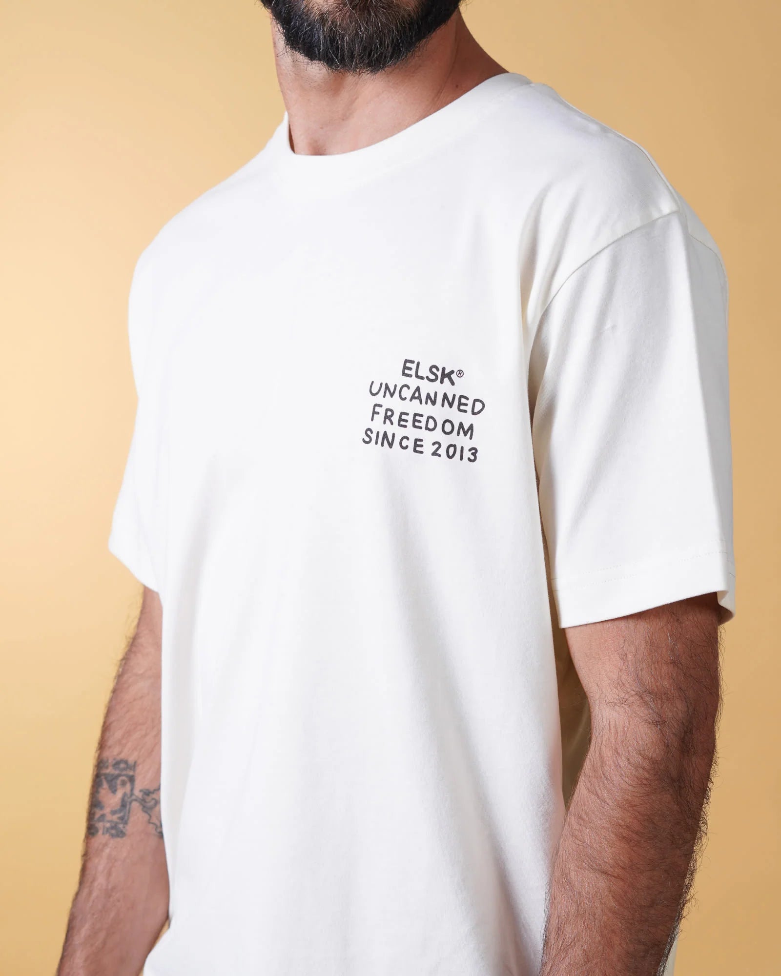 ELSK FREEDOM CH MEN'S BRUSHED T-SHIRT - OFF WHITE