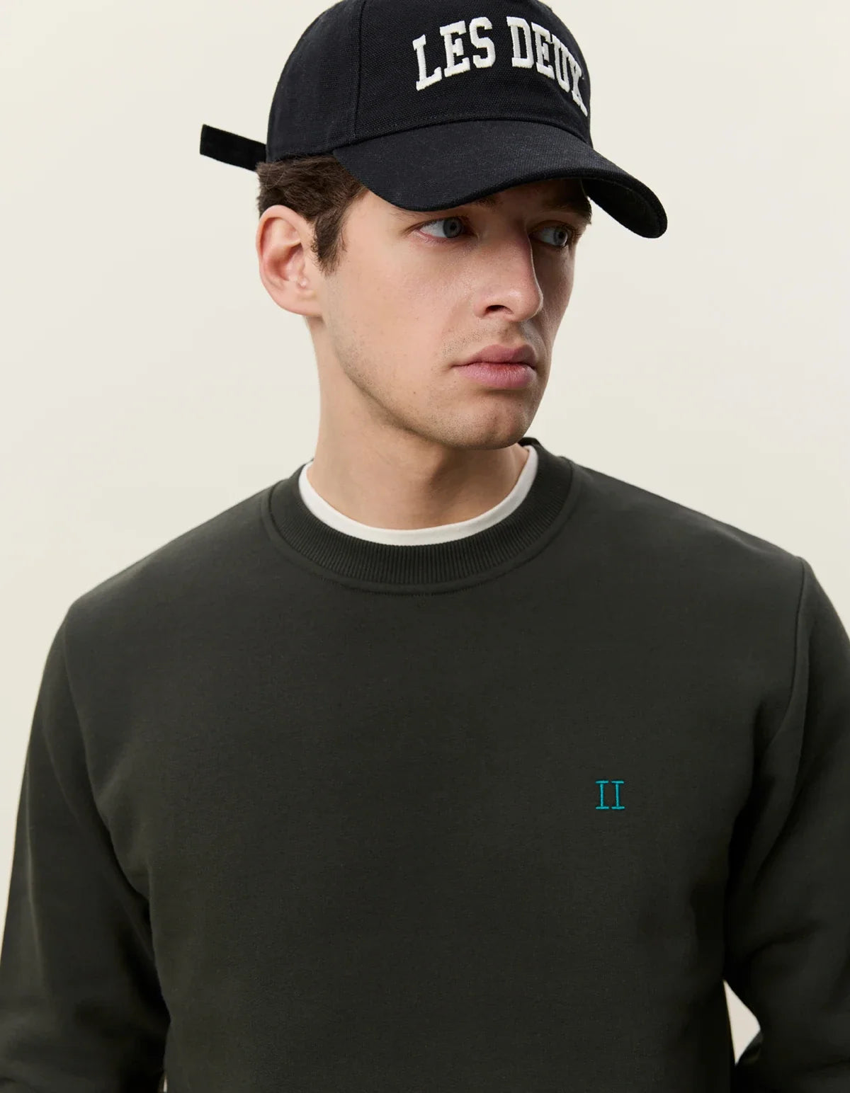 Les Deux Core Seasonal Sweatshirt i Rosin Green grøn – billede 2