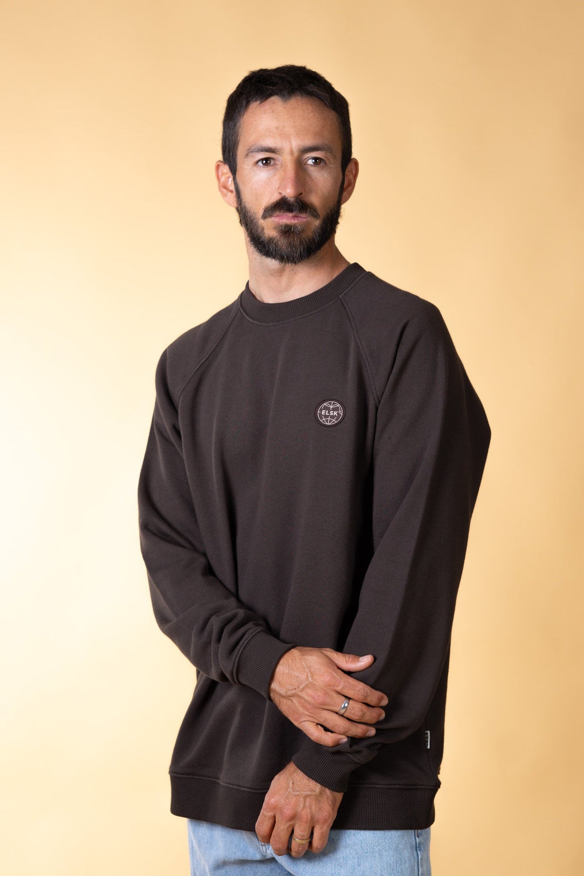 ELSK GLOBE MEN'S RAGLAN CREWNECK - Soil Brown