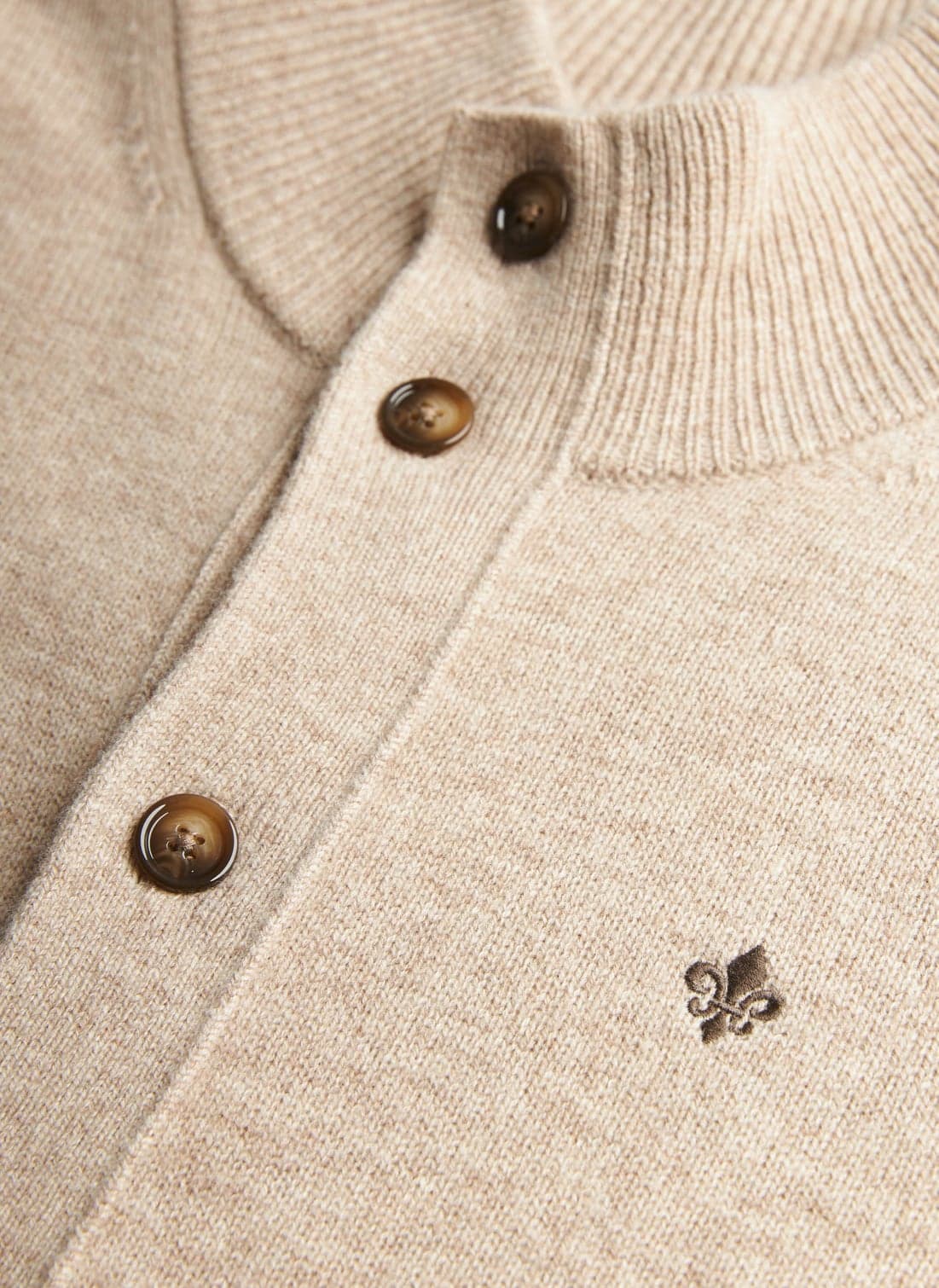 Morris Hertford Button Cardigan - 05 KHAKI