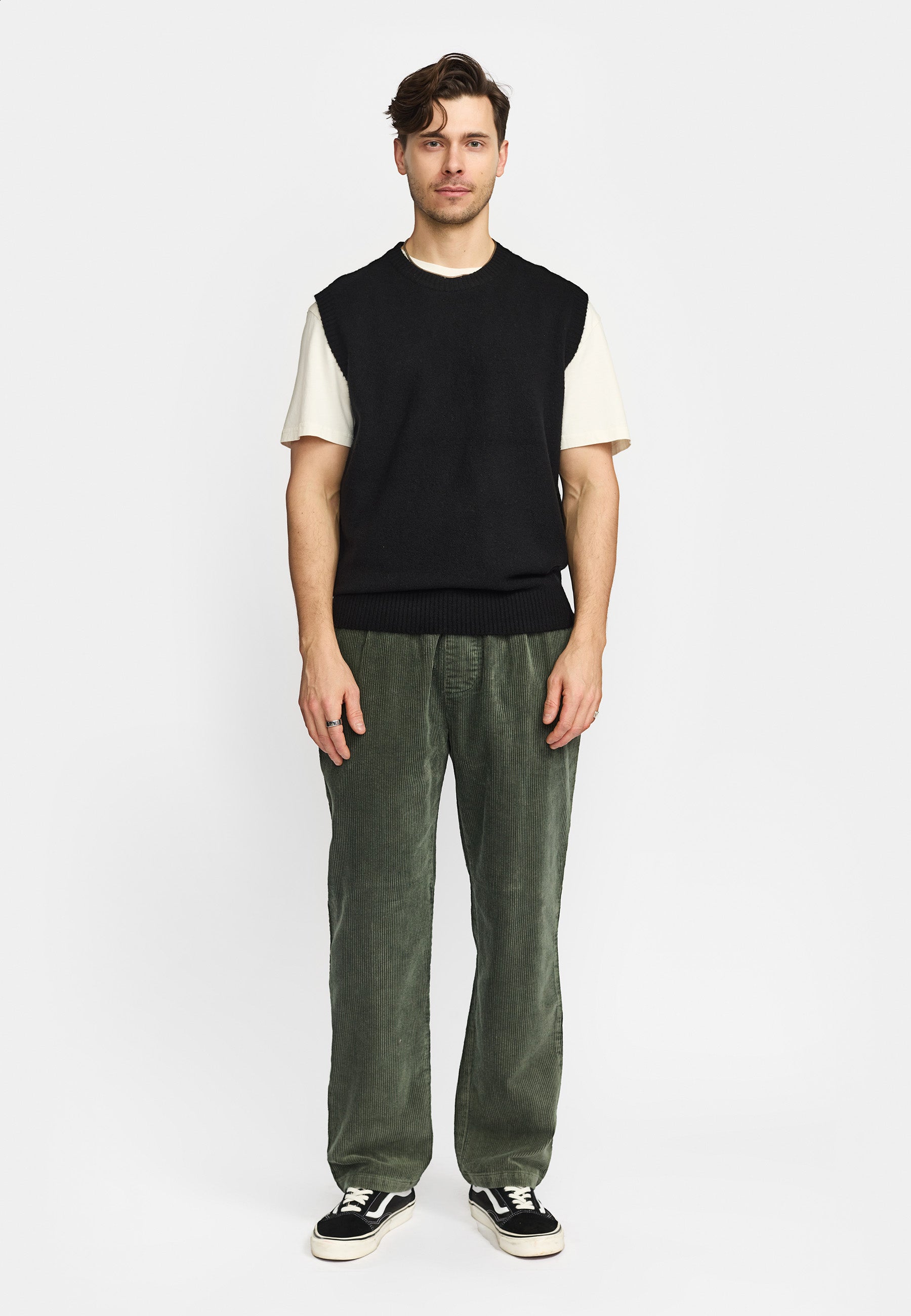 Revolution Knit Vest / 6630 - Black