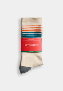 Par Revolution jacquard strømper 8929 i offwhite med striber set fra siden