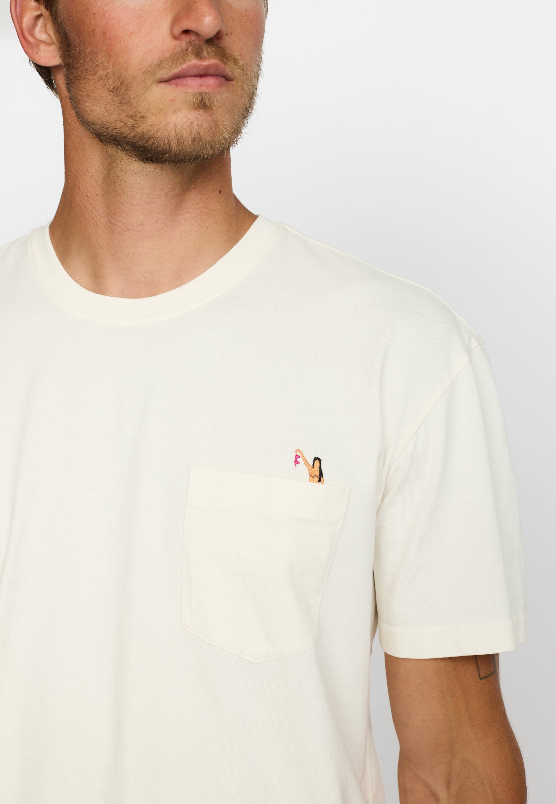 Revolution Application T-Shirt / 1450 BRA - Offwhite