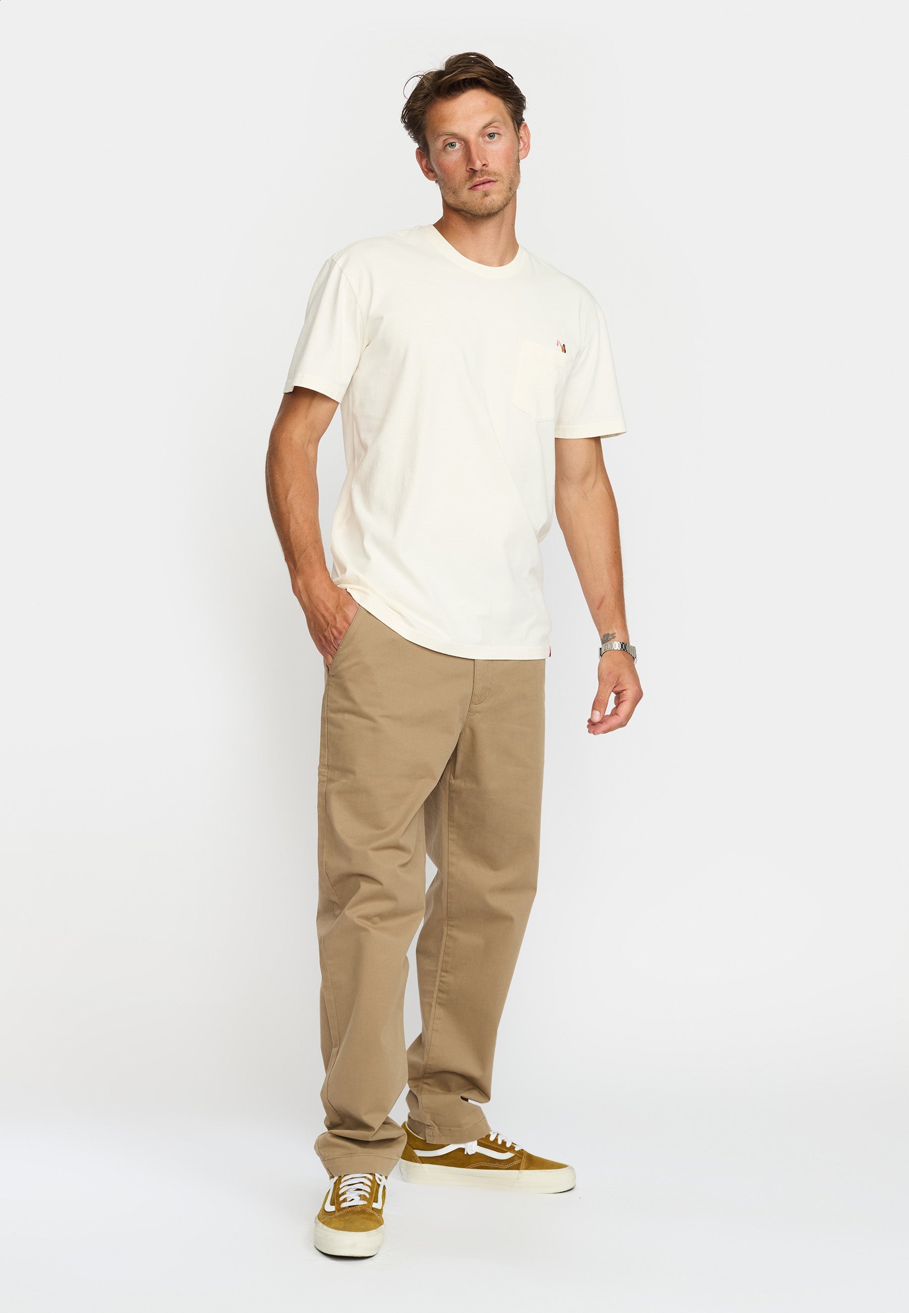 Revolution Application T-Shirt / 1450 BRA - Offwhite