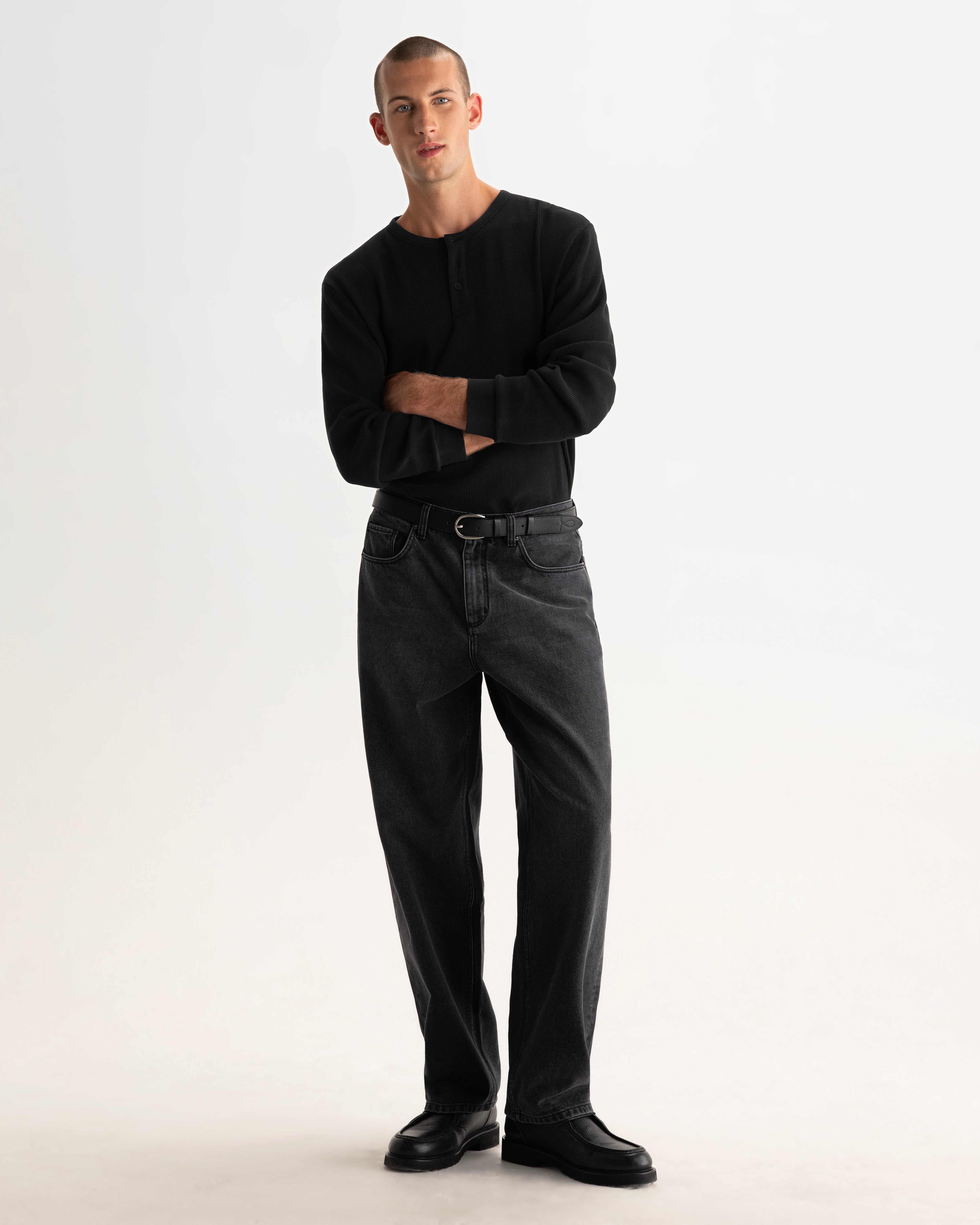 Wax London CALEB HENLEY L/S TEE WAFFLE - WASHED BLACK