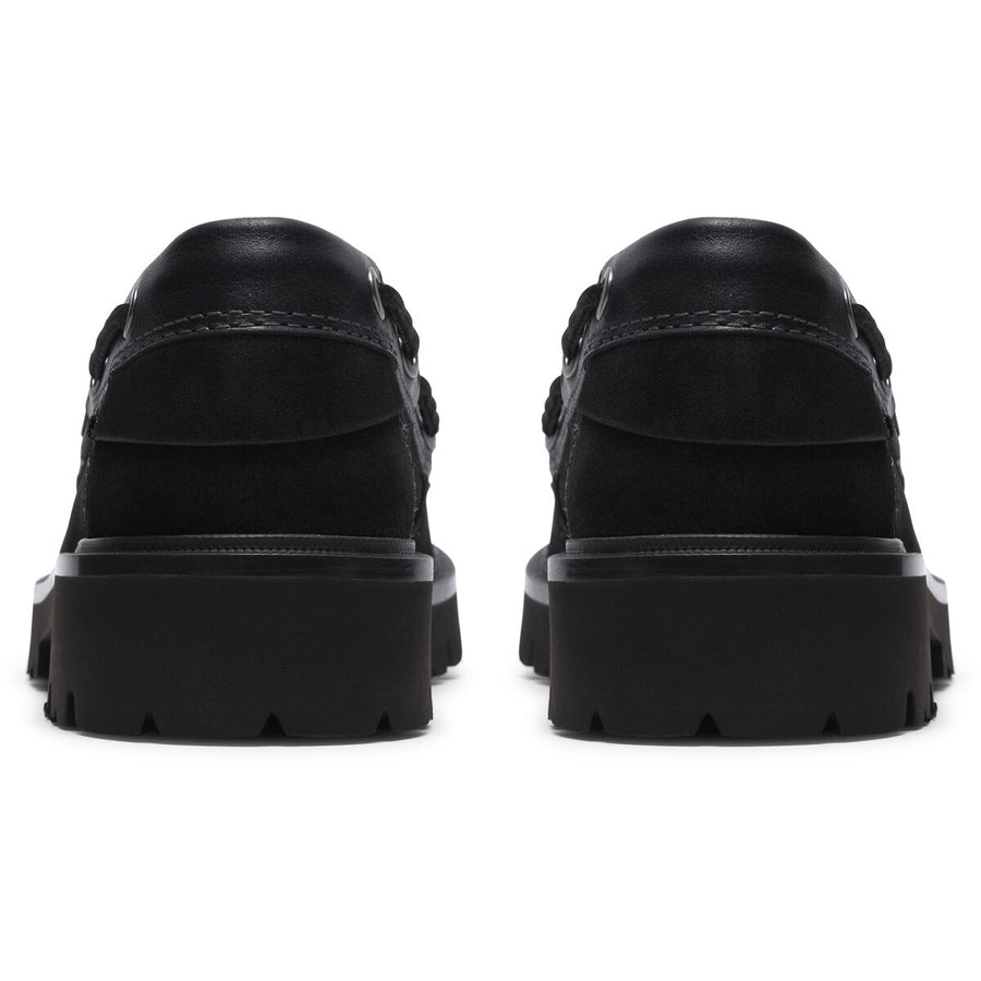 Par Clarks Cleyhill Boat sko i sort ruskind set forfra