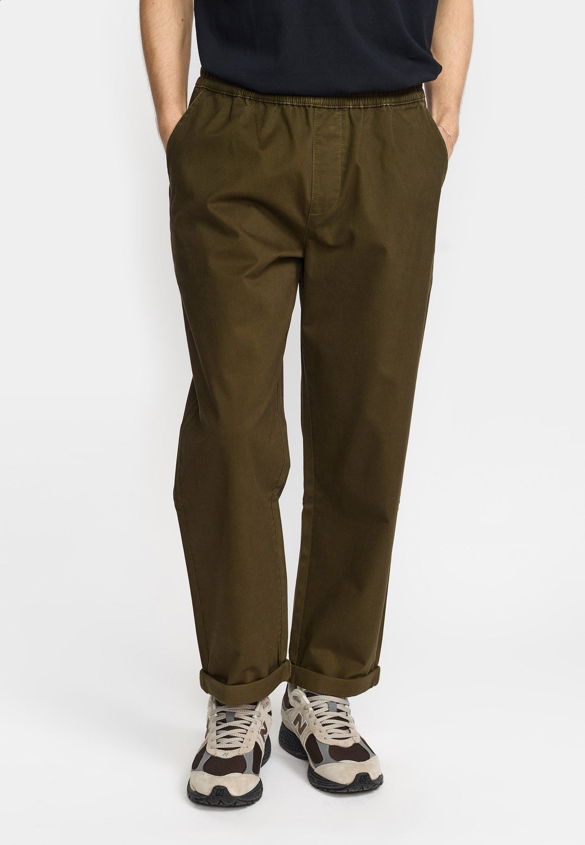 Revolution Casual Trousers 5871 i armygrøn – bukser til herre