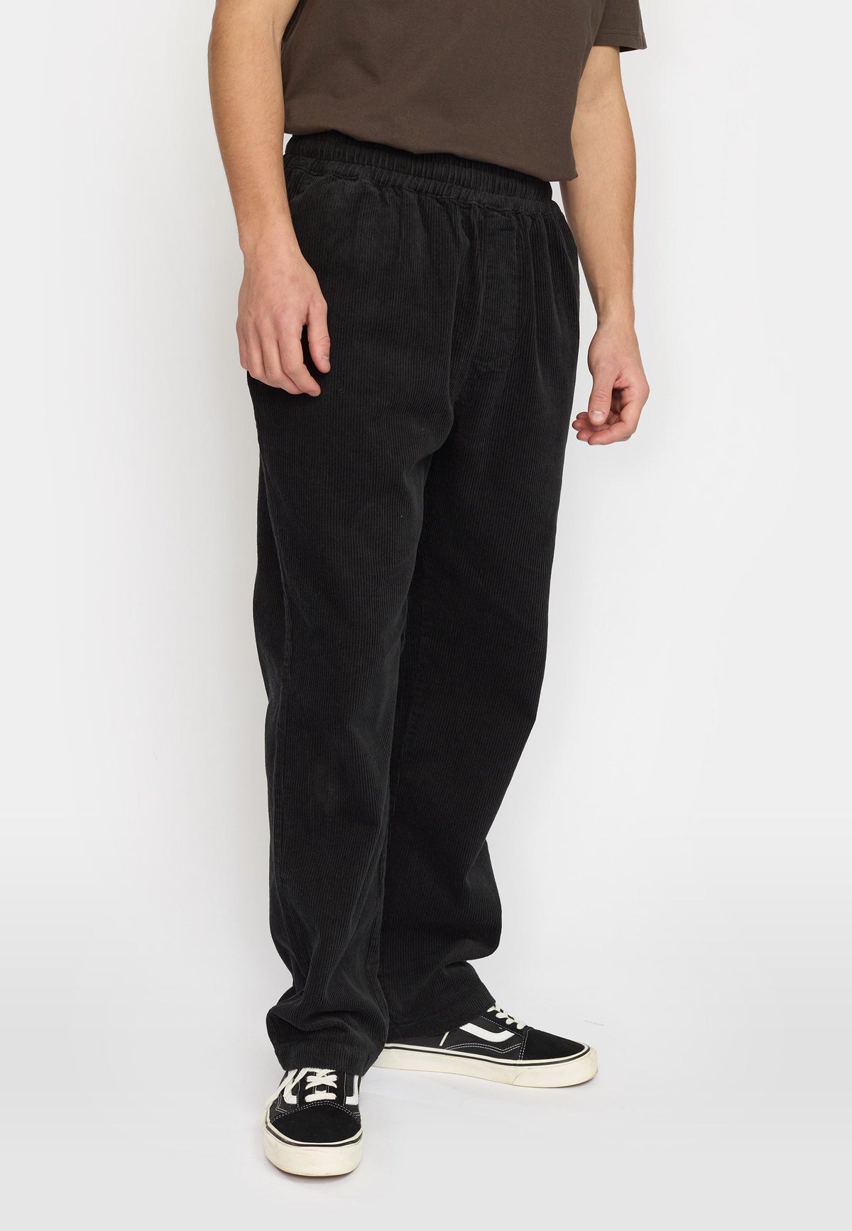 Revolution Casual Trousers 5874 i sort fløjl – fløjlsbukser til herre