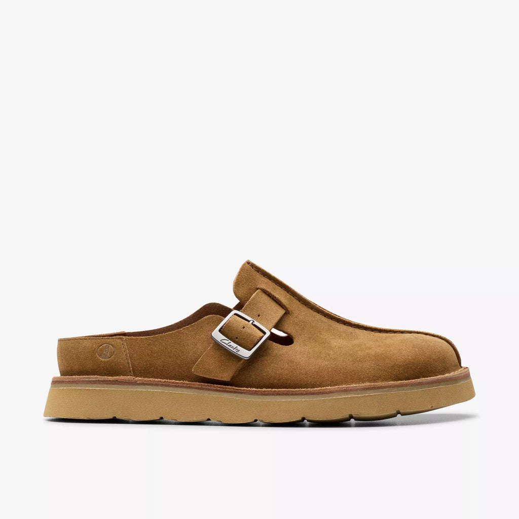 Clarks Solsbury Mule i farven Cola Suede - Hos MEN - Supermen.dk