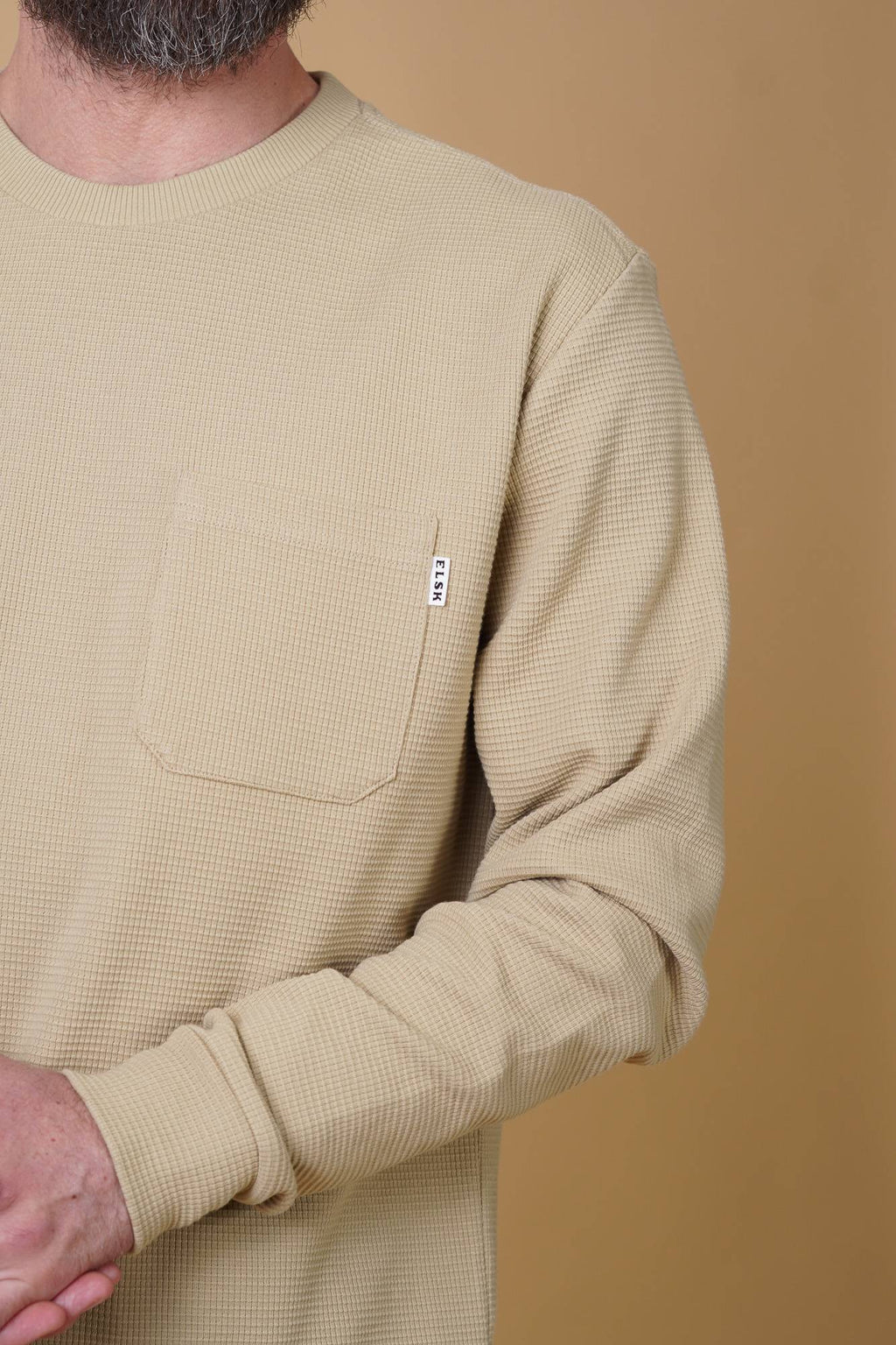 ELSK WAFFLE MEN'S POCKET LONGSLEEVE - Desert Sandstone - Supermen.dk