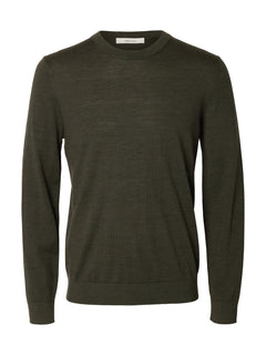 Selected merino strik i Forest Night mørkegrøn – produktbillede