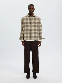 Selected Ole-Pablo overshirt i uldblanding ternet i Oatmeal og Walnut set forfra