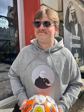 Indlæs billede til gallerivisning Bjerne Hoodie Grey Big Logo
