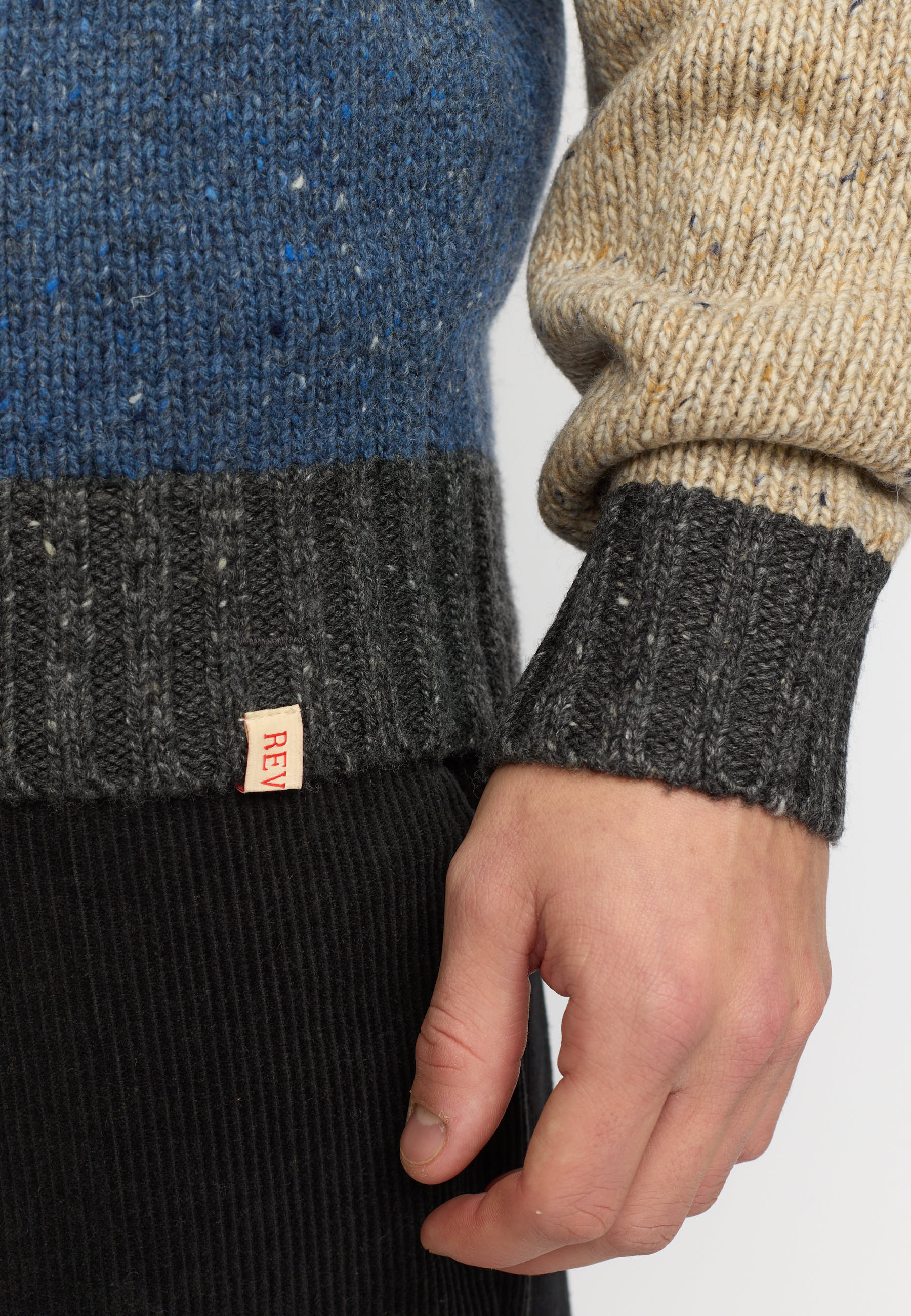 Revolution Knit Sweater / 6607 - Blue