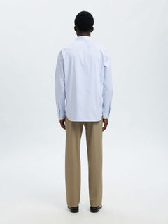 Selected Performance Stretch Slim Fit skjorte i hvid med lyseblå striber set bagfra