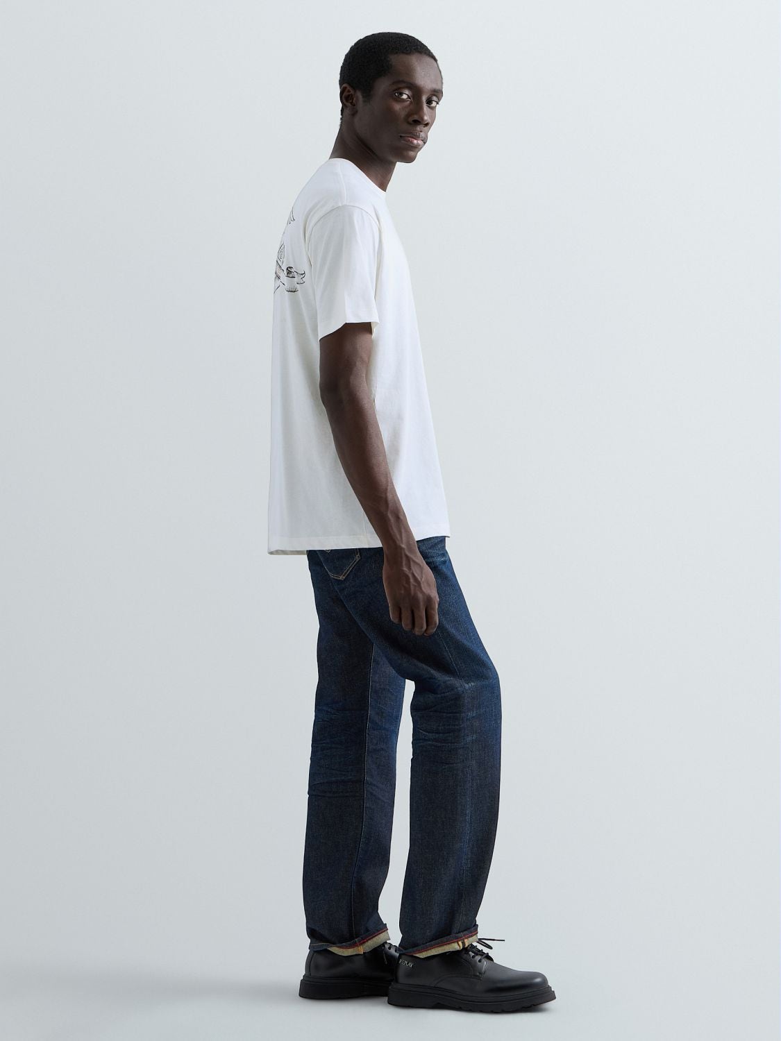 Replay Relaxed Fit T-shirt med industrielt print i Gardenia cremehvid – billede 4