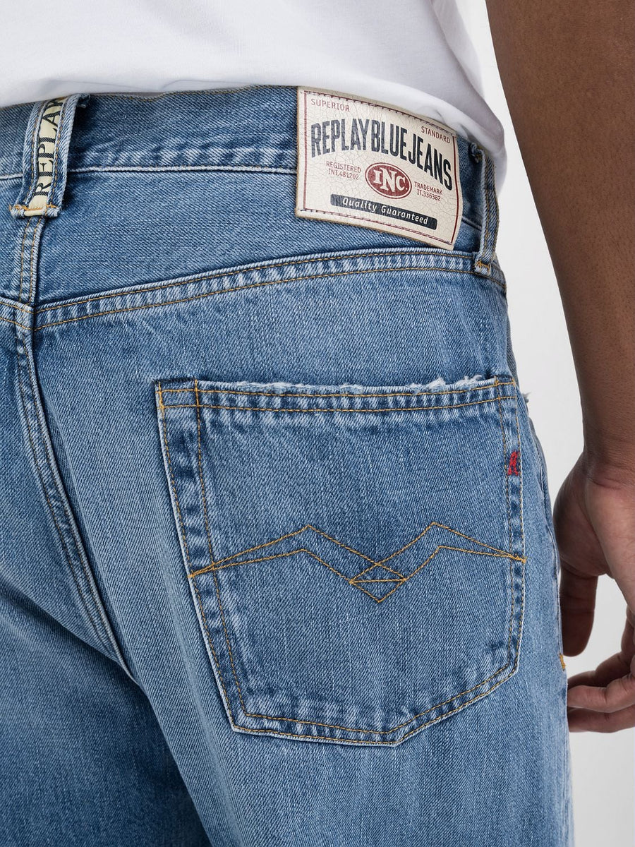 Replay M9Z1 Straight Fit Jeans i Medium Blue mellemblå – billede 2