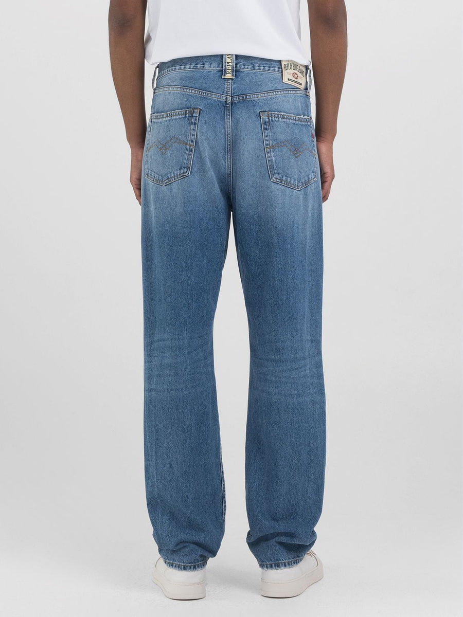 Replay M9Z1 Straight Fit Jeans i Medium Blue mellemblå – billede 4