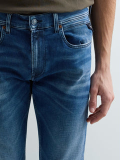 Replay Grover Straight Fit Jeans i Medium Blue mellemblå – billede 6