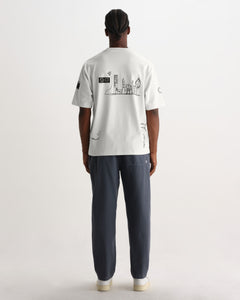 Wax London Milton T-shirt med Divide Doodle-print i ecru og navy set bagfra