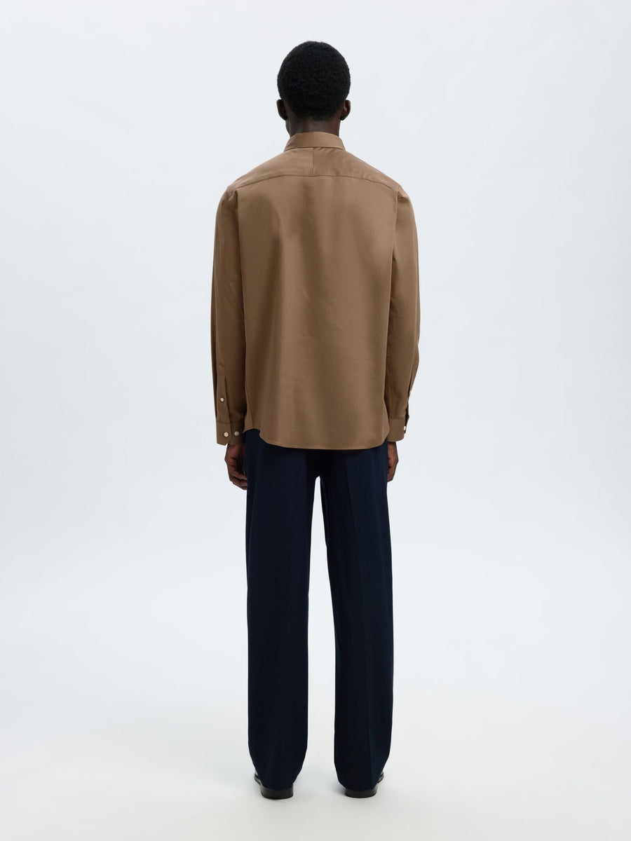 Selected Performance Stretch Slim Fit skjorte i Chocolate Chip brun set bagfra