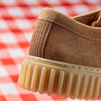Clarks Torhill Lo sko i Cola Suede brun ruskind til mænd fra MEN – supermen.dk