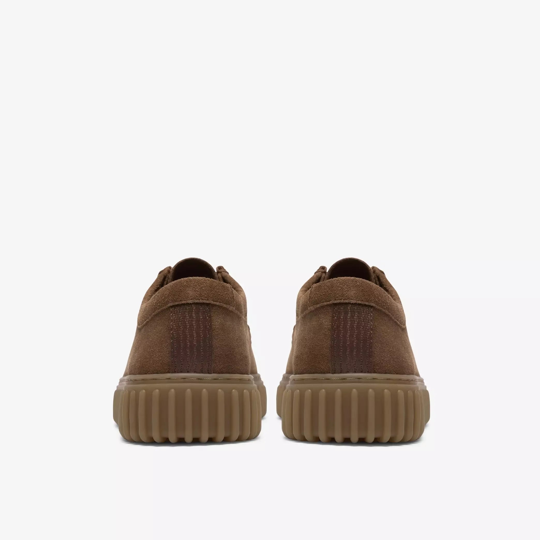 Clarks Torhill Lo sko i Cola Suede brun ruskind til mænd fra MEN – supermen.dk