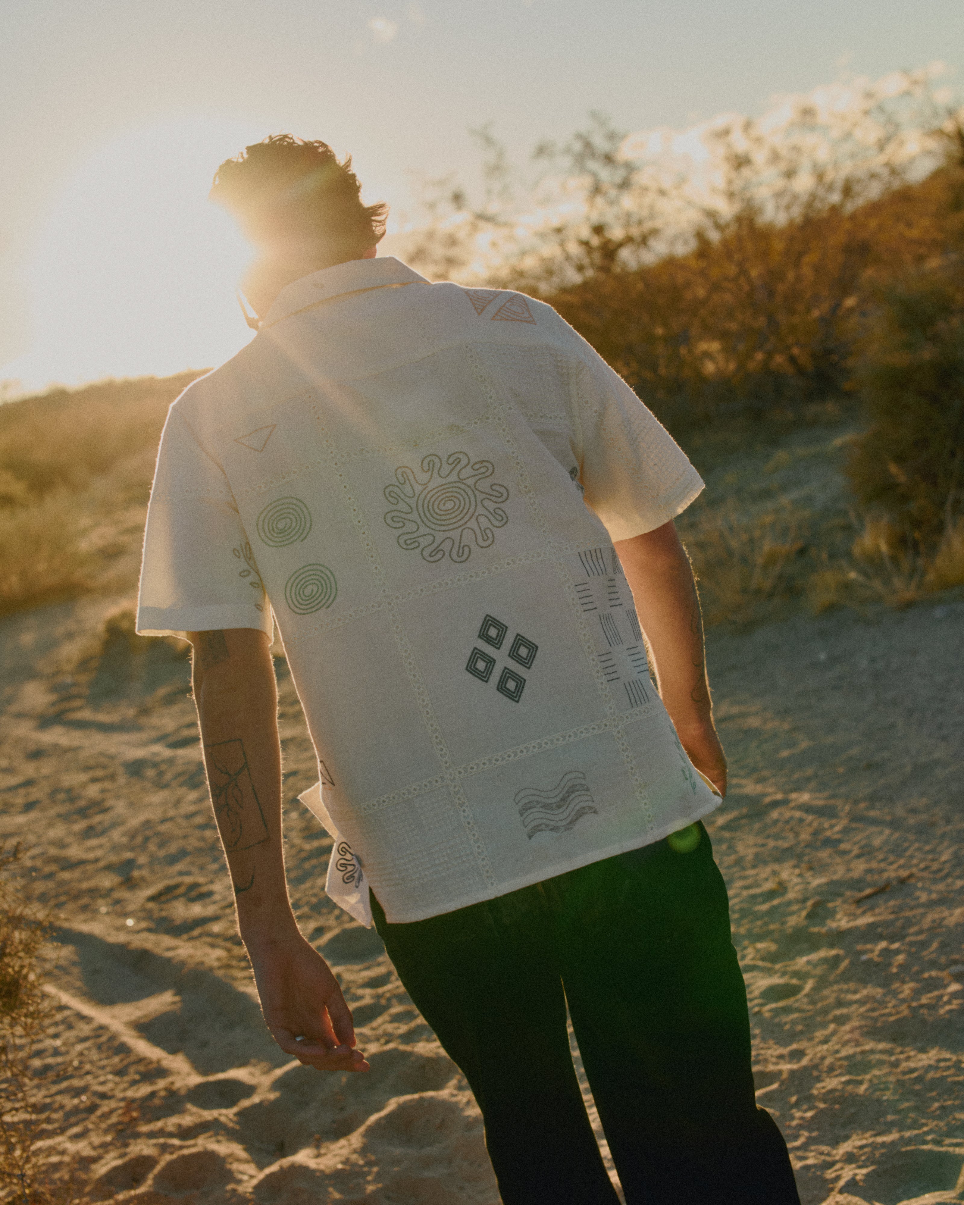 Didcot - Ecru Doodle Embroidered Short - Sleeve Shirt - Supermen.dk