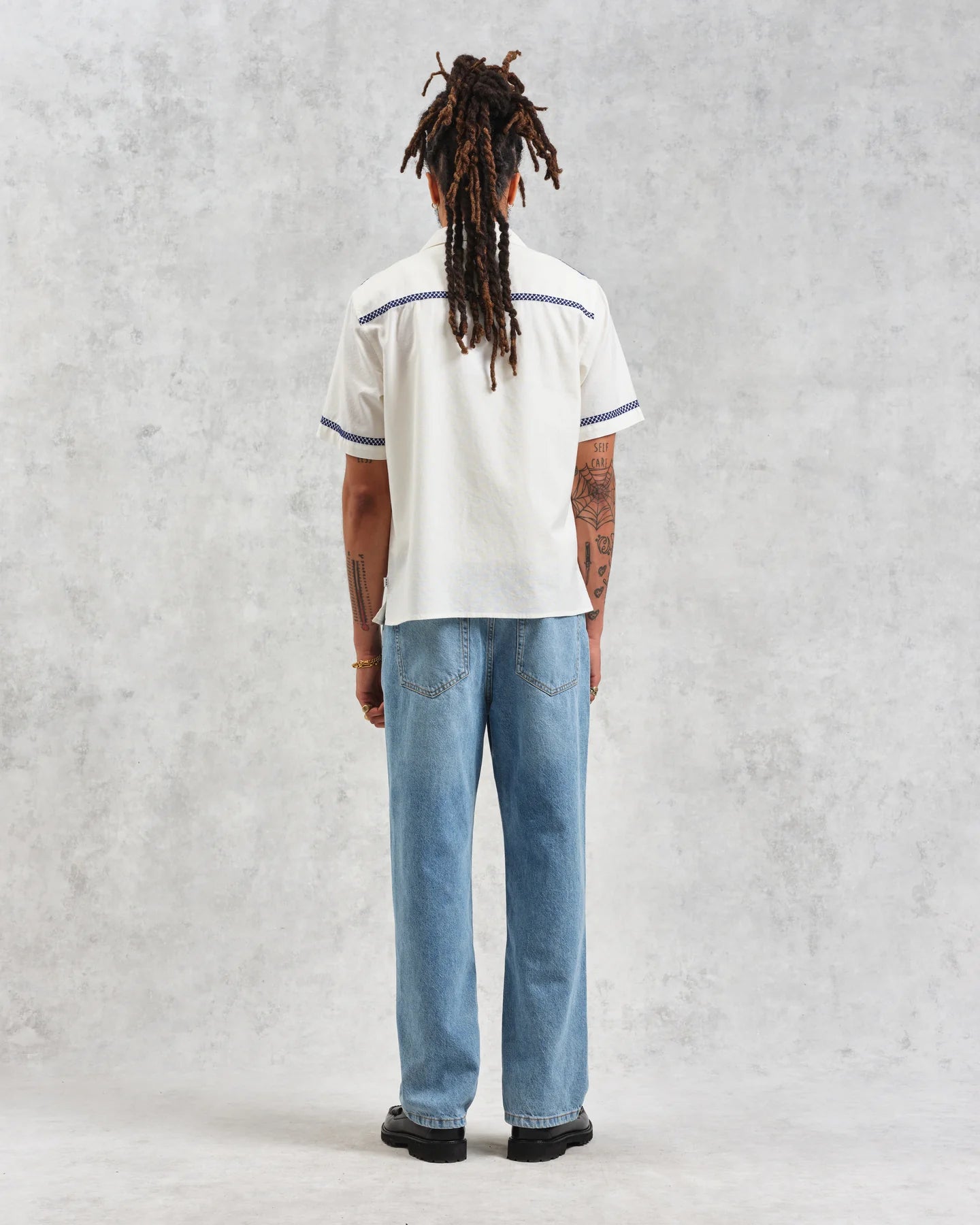 Didcot - Ecru Motif Embroidered Short - Sleeve Shirt - Supermen.dk