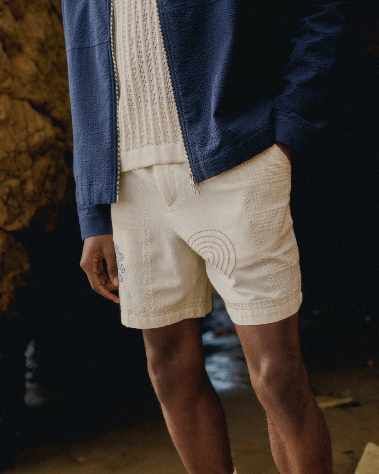 Kurt - Ecru Doodle Embroidered Shorts - Supermen.dk