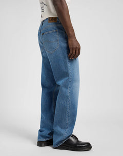 LEE Asher Loose jeans i Lyle lyseblå set fra siden