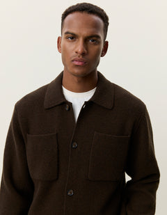 Nærbillede af Les Deux Milano strikket overshirt i Delicioso brun
