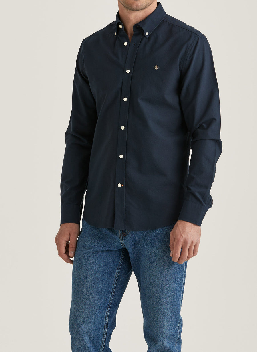 Morris Oxford button-down skjorte i navy set forfra