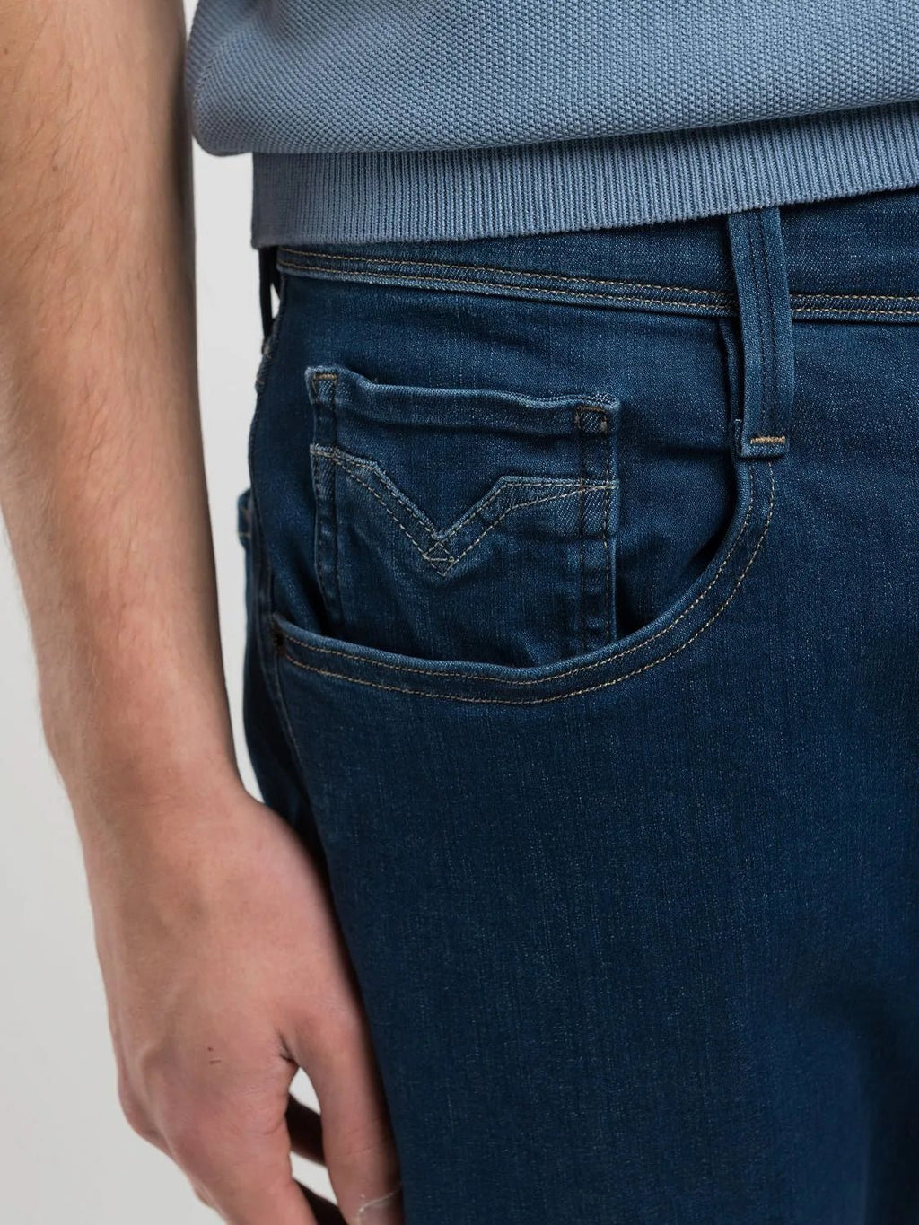 Replay ROCCO COMFORT - FIT JEANS 661 K13 - Supermen.dk