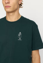 Revolution Application T-Shirt / 1428 DEA - Darkgreen - Supermen.dk