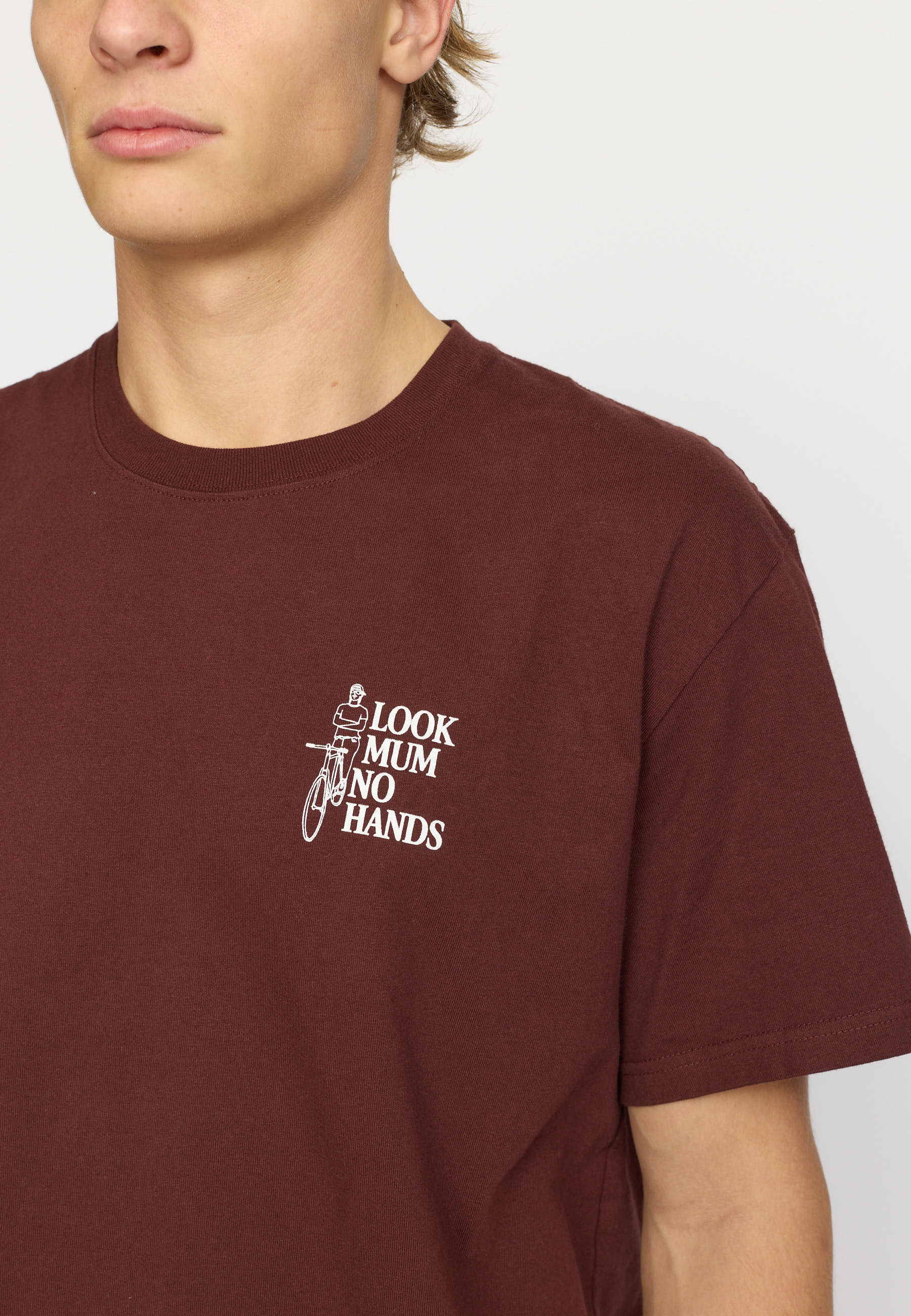 Revolution Application T-Shirt / 1428 MUM - Burgundy - Supermen.dk