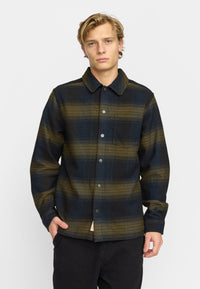 Revolution Casual Shirt / 3211 - Army - Supermen.dk