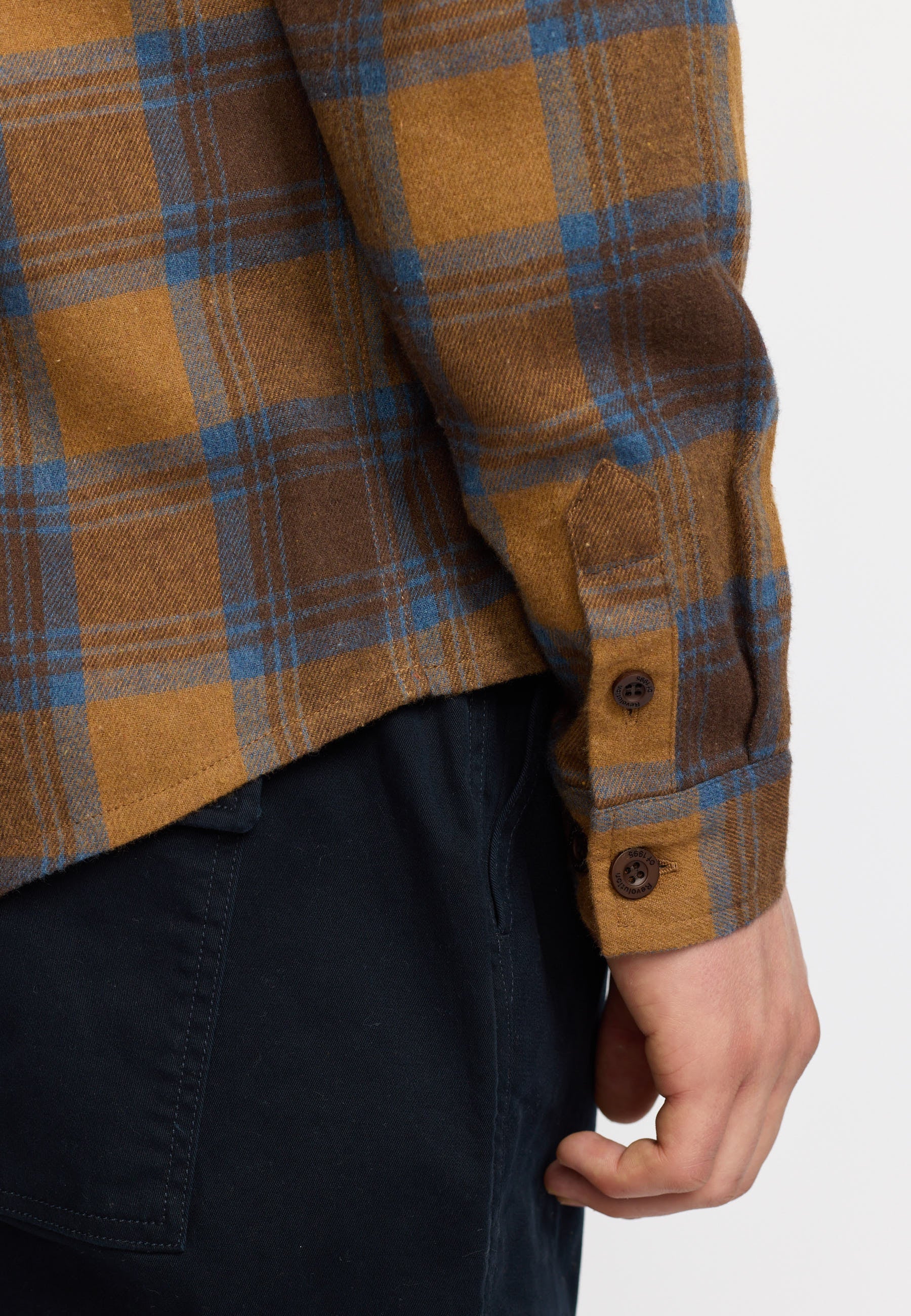 Revolution Loose Shirt / 3202 - Brown - Supermen.dk