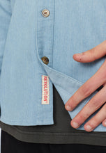Indlæs billede til gallerivisning Revolution Loose Shirt Lightblue - Supermen.dk
