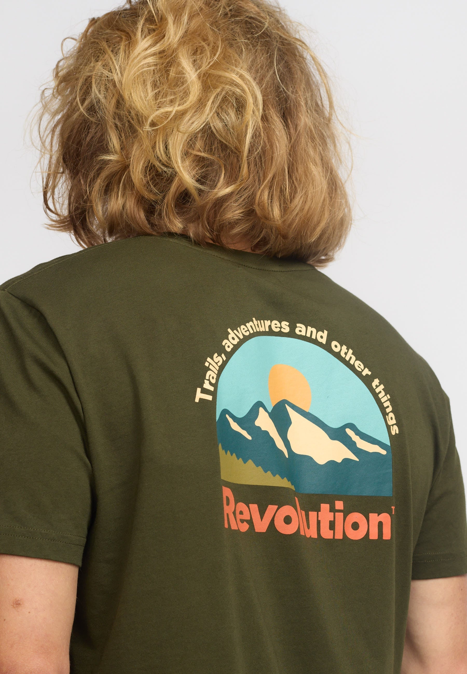 Revolution Printed T-shirt / 1422 SCA - Army - Supermen.dk