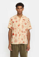 Indlæs billede til gallerivisning Revolution Short - sleeved Cuban Shirt RED - Supermen.dk
