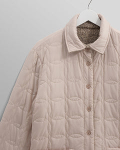 Wax London Mount vendbar overshirt i bouclé-uld i natur på bøjle med quiltet side ud