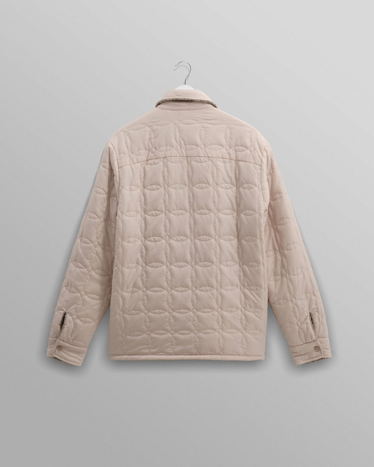 Wax London Mount vendbar overshirt i bouclé-uld i natur set bagfra – produktbillede