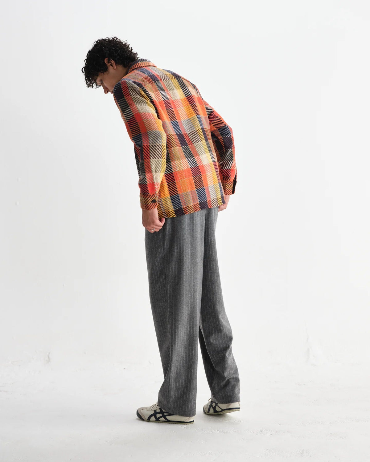 Wax London Whiting overshirt i orange pike-tern set fra siden