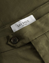 Indlæs billede til gallerivisning Les Deux Como Cotton Suit Pants Olive - Supermen.dk
