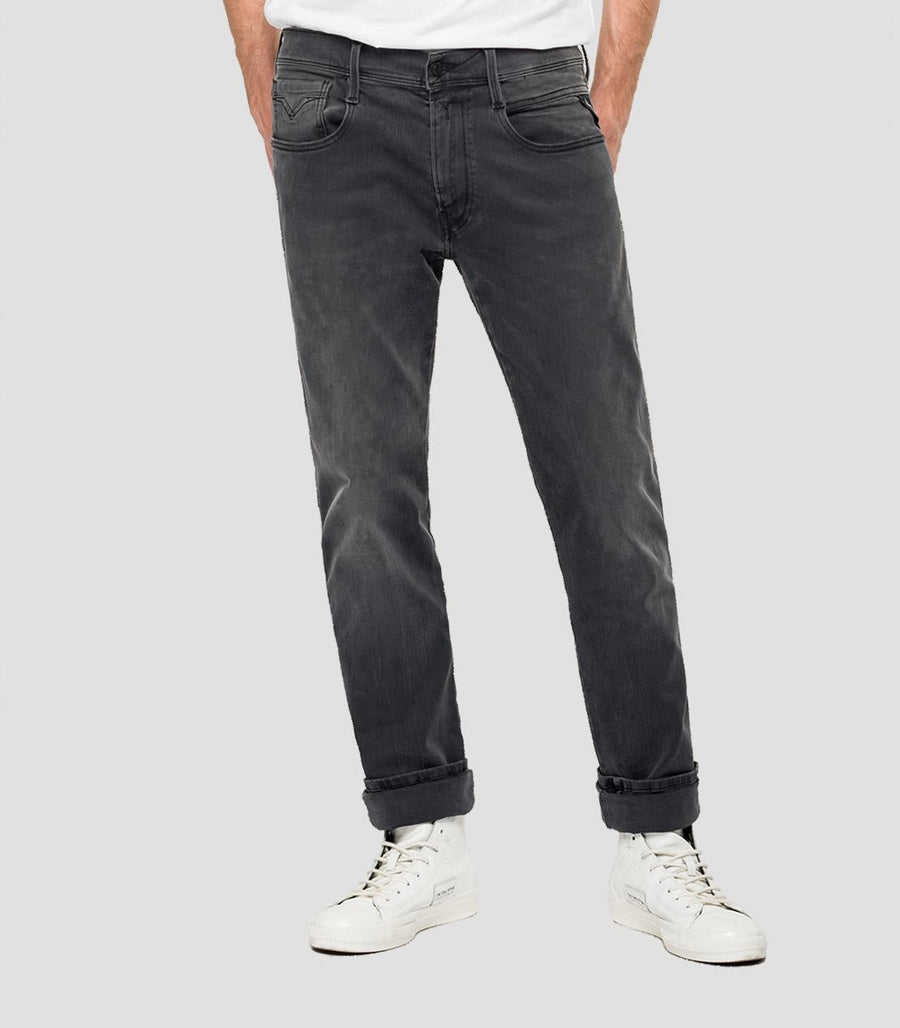 Replay Hyperflex Anbass jeans i grå set fra siden